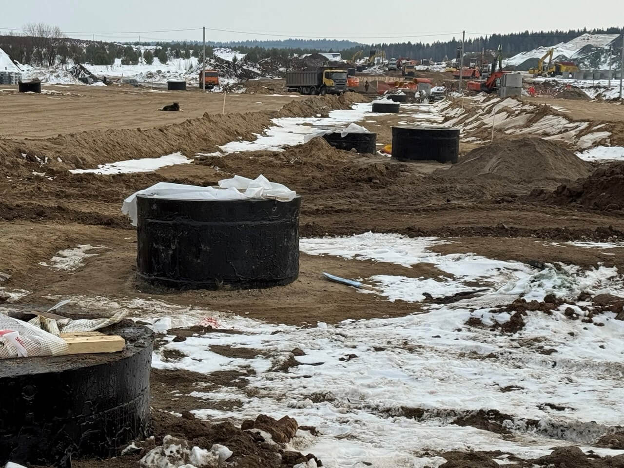 Устройство сетей ливневой канализации по улице №1